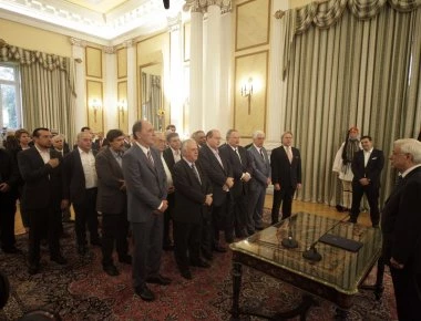 Χωρίς παρουσία εκπροσώπου της Εκκλησίας και με τη λέξη «δηλώνω» θα γίνει η ορκωμοσία της κυβέρνησης